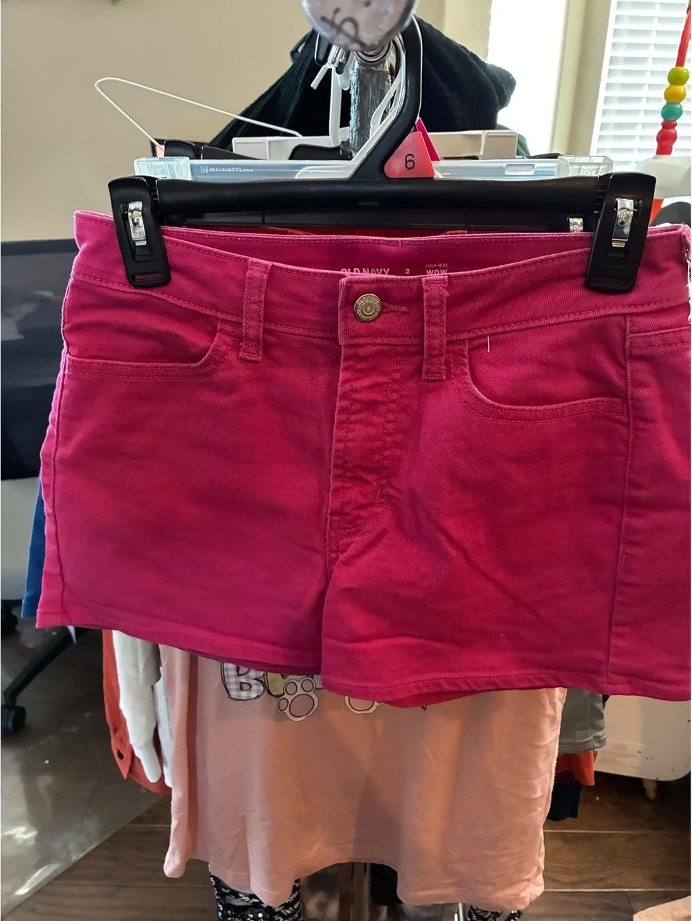 Old Navy Wow pink shorts